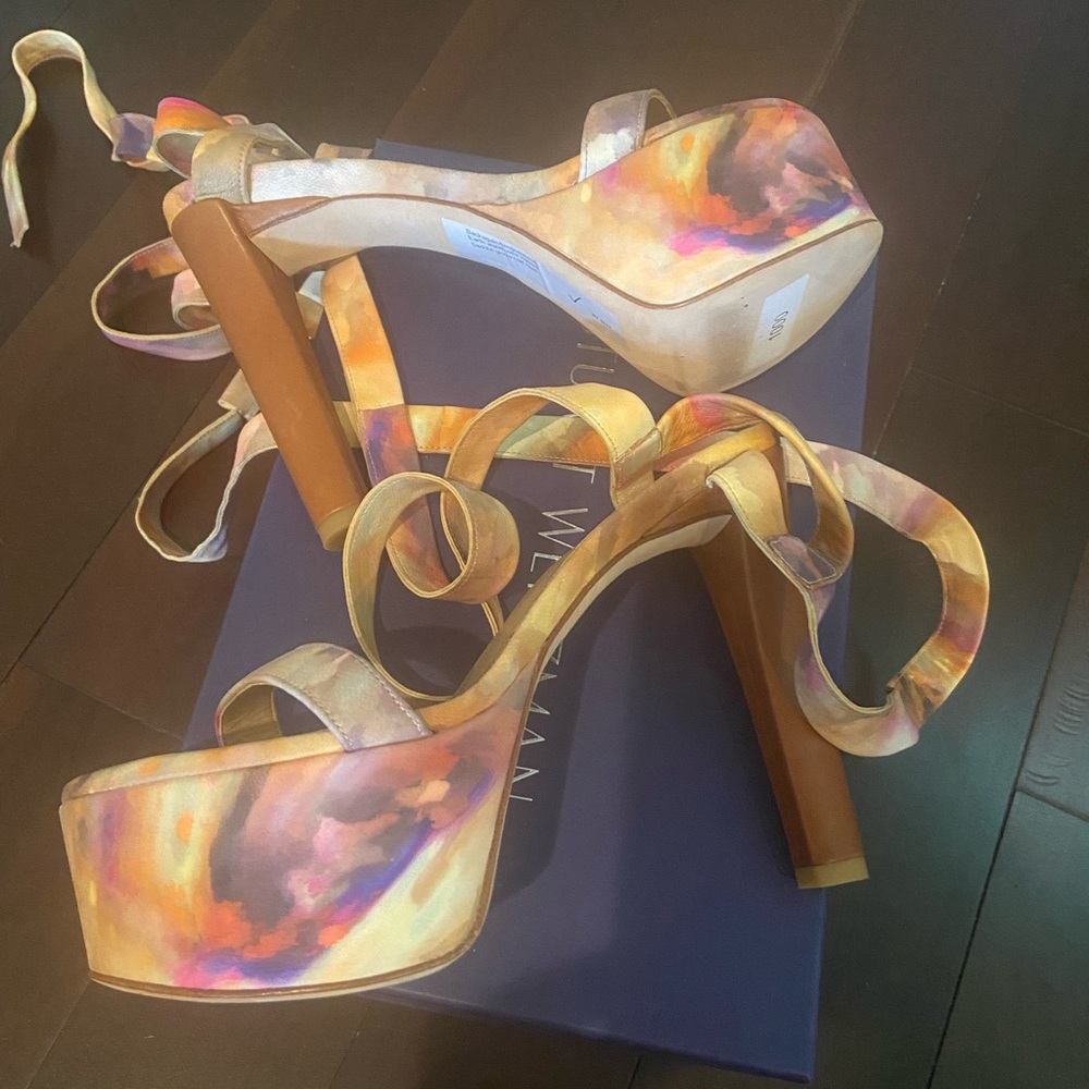 New Stuart Weitzman gladiator sandals